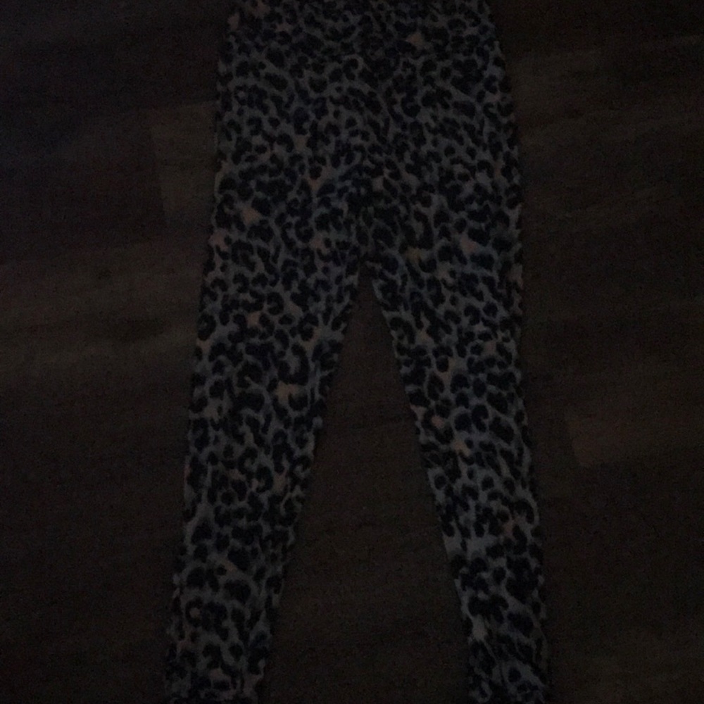 Cheata print leggings